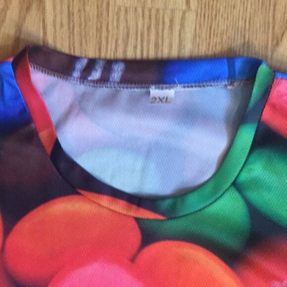 NEW M & M graphics lightweight tee in 2 X unisex - Picture 4 of 5